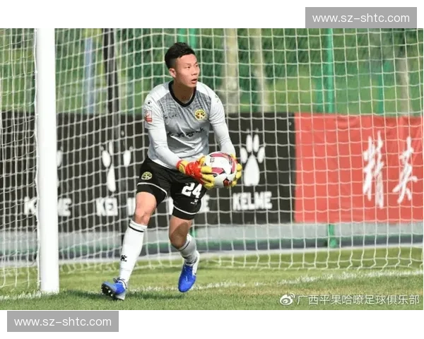 中国足球联赛历史上首次大四喜诞生，球员精彩表现引爆全场热议